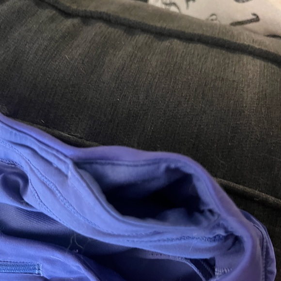 Lululemon Speed Up Low-Rise Lined Short 2.5" - Purple Size 8 - Picture 5 of 7